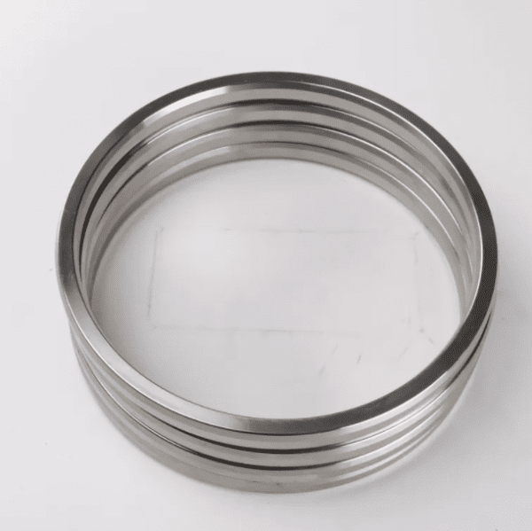 API 6A 300LB Titanium Octagonal Ring Joint Gasket - Image 2